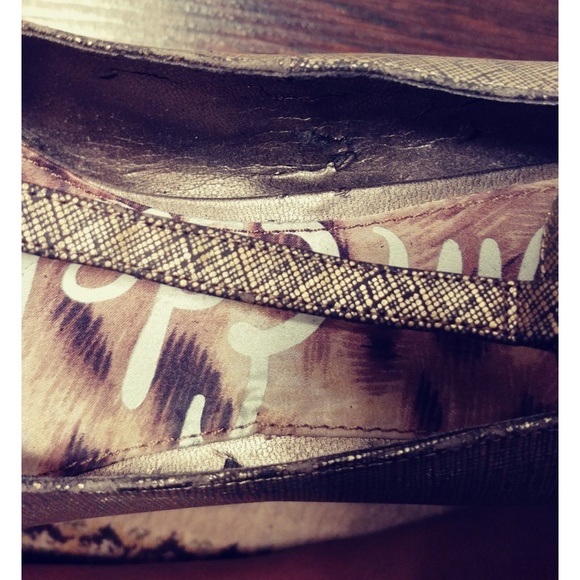 Sam Edelman Gold T Strap Platform Heel - Picture 3 of 8